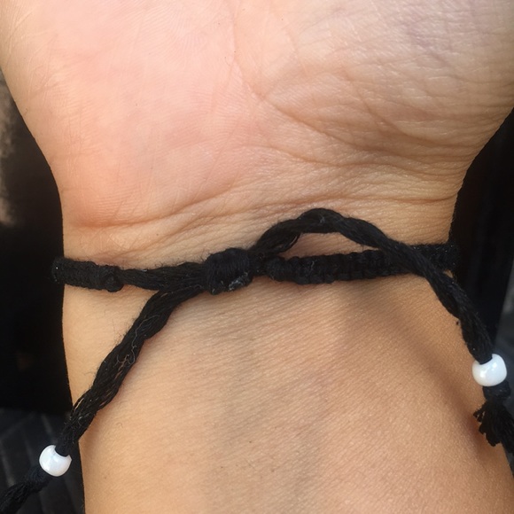 Handmade Personalized Initial Friendship Bracelet - Picture 3 of 4